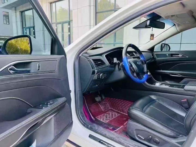 潍坊16年福特金牛座5