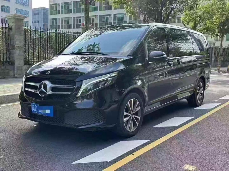 广州22年奔驰V3