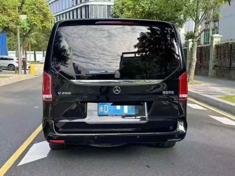 广州22年奔驰V9
