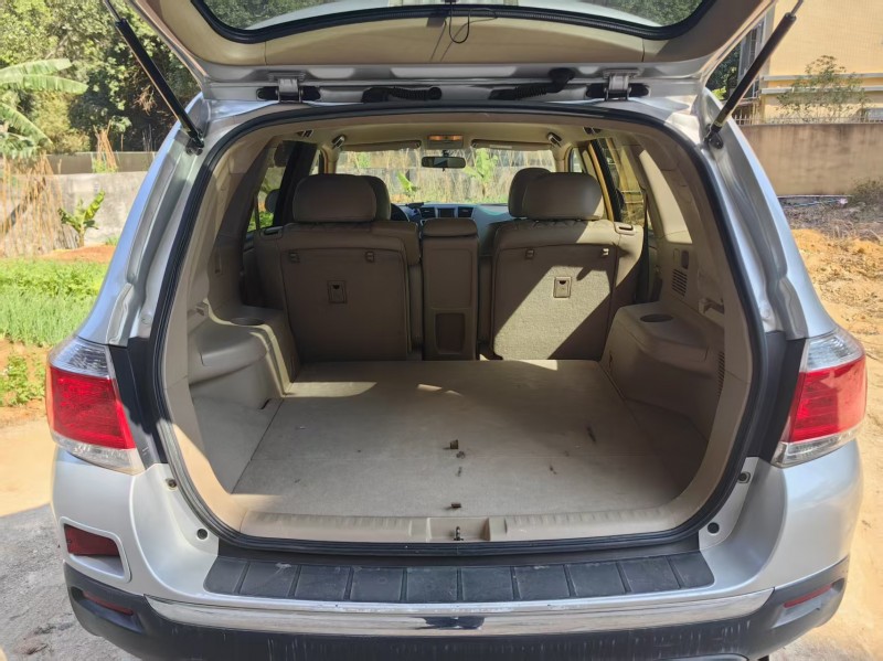 深圳13年丰田汉兰达5