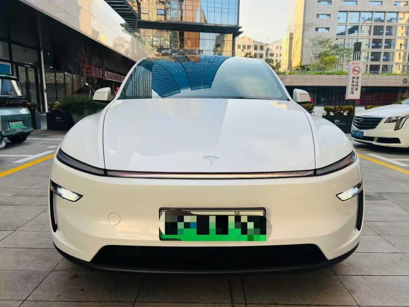 深圳25年特斯拉MODEL Y1