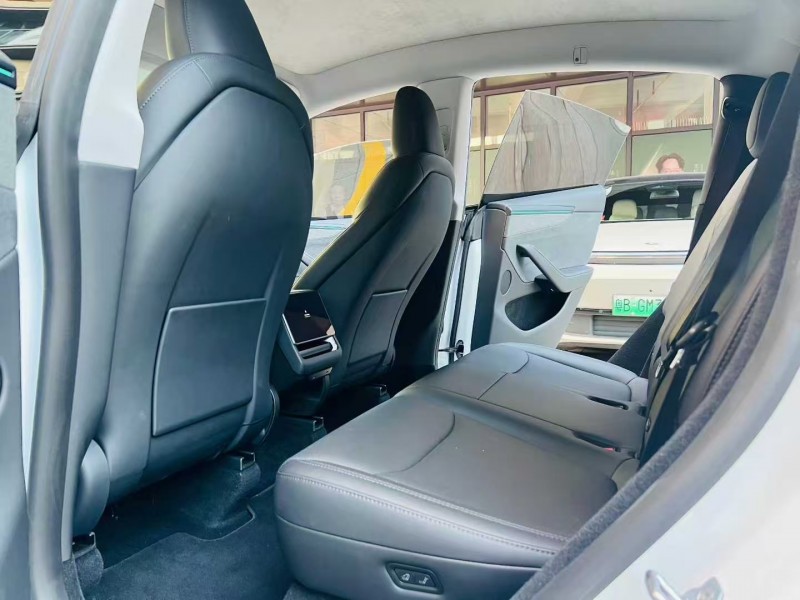 深圳25年特斯拉MODEL Y6