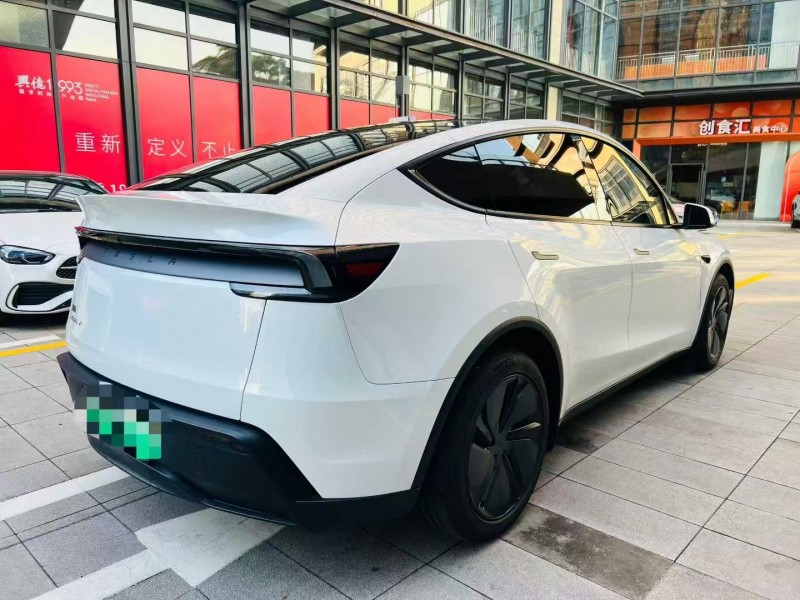深圳25年特斯拉MODEL Y7