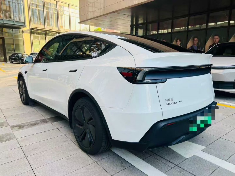 深圳25年特斯拉MODEL Y8