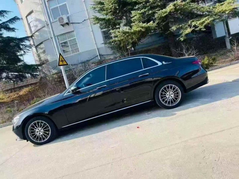 潍坊21年奔驰E8