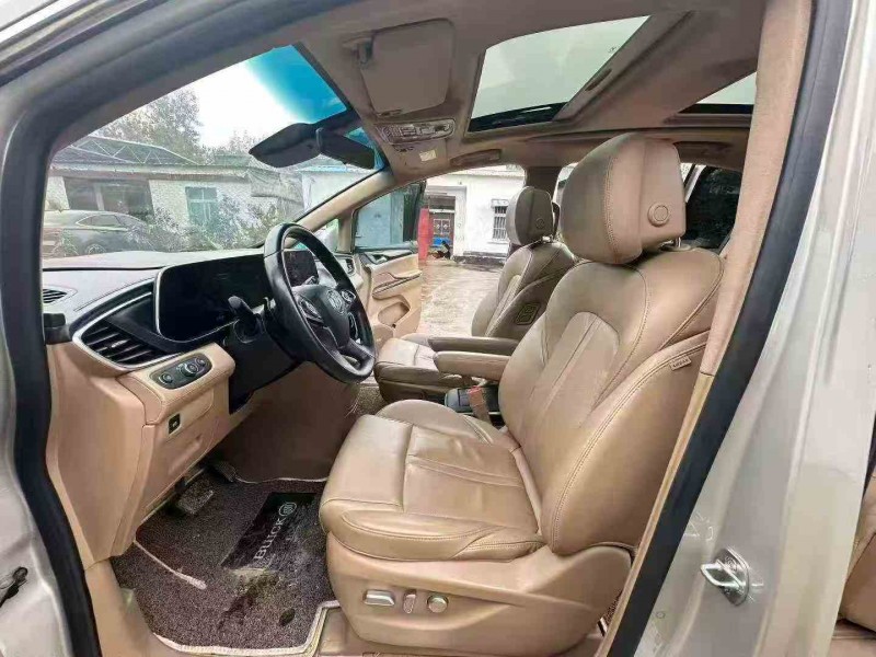 徐州21年别克GL84