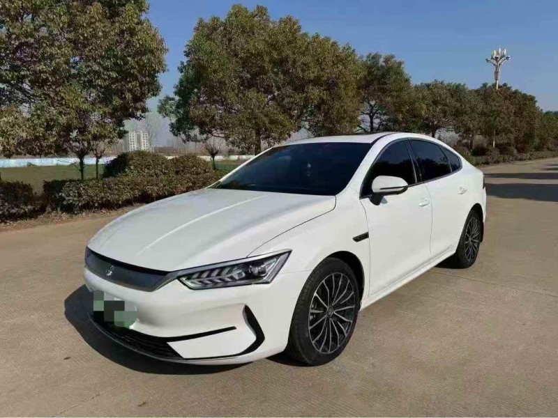 常州23年比亚迪秦3