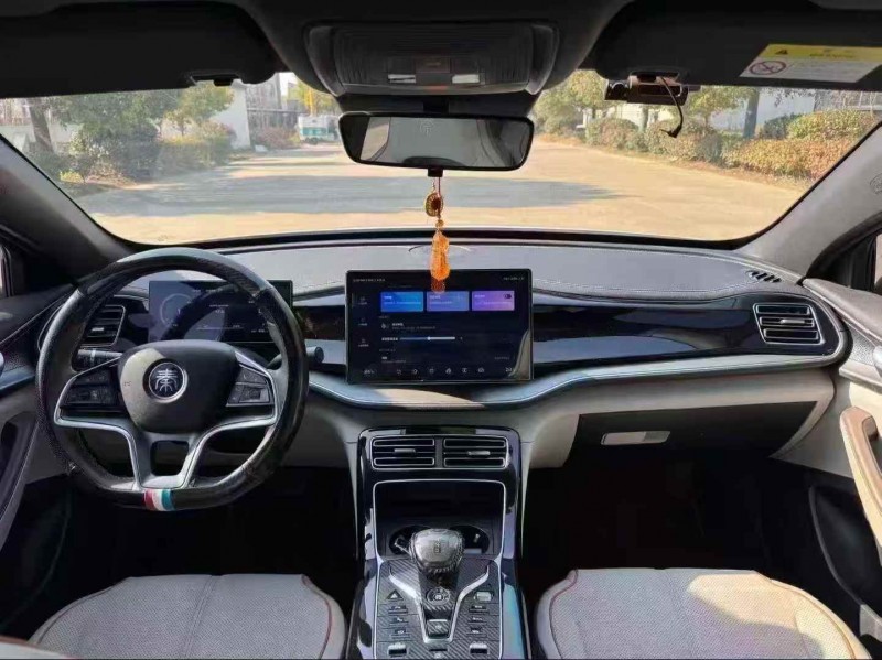 常州23年比亚迪秦5