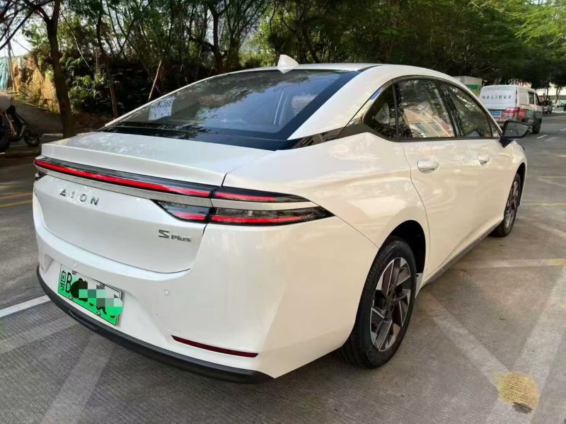 深圳25年传祺埃安S6