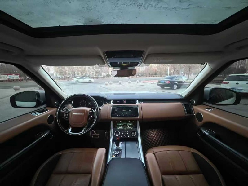 沧州18年路虎揽胜运动9