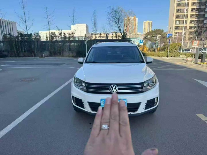 青岛16年大众途观1