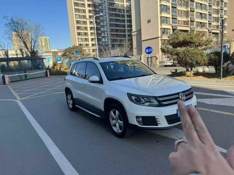 青岛16年大众途观2