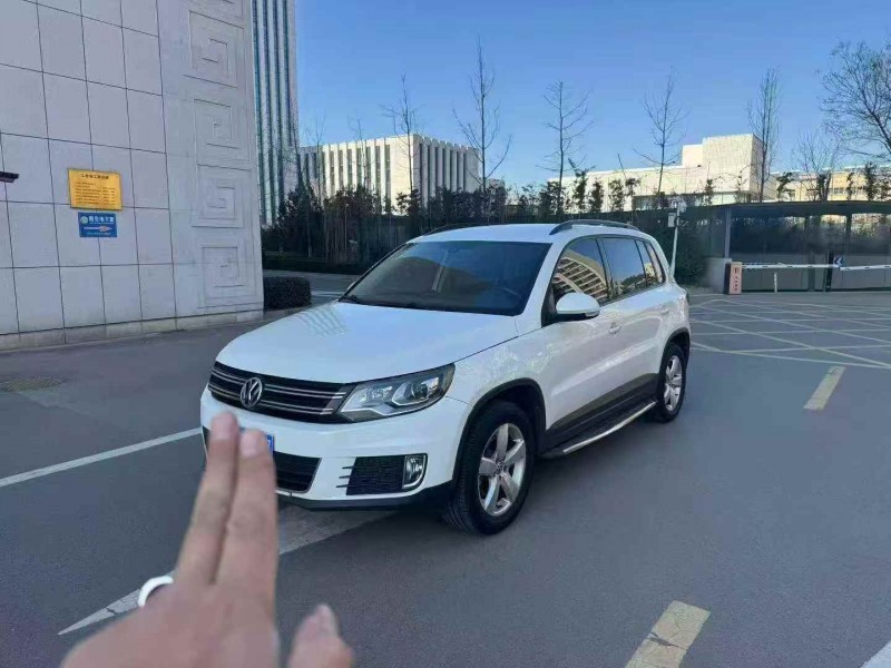 青岛16年大众途观3