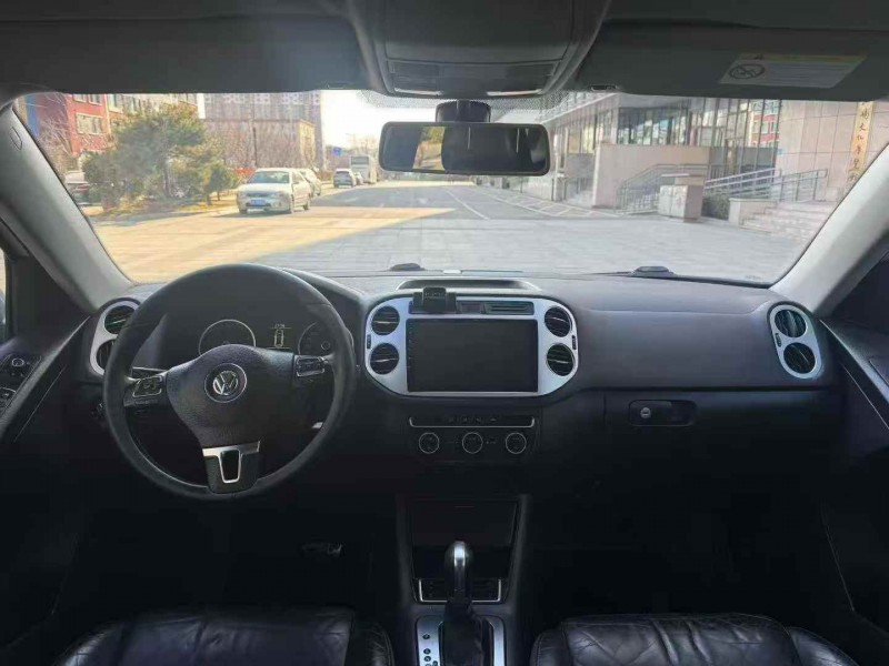 青岛16年大众途观5