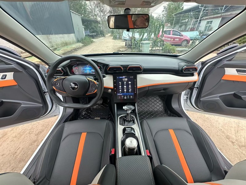 徐州23年东风奕炫6