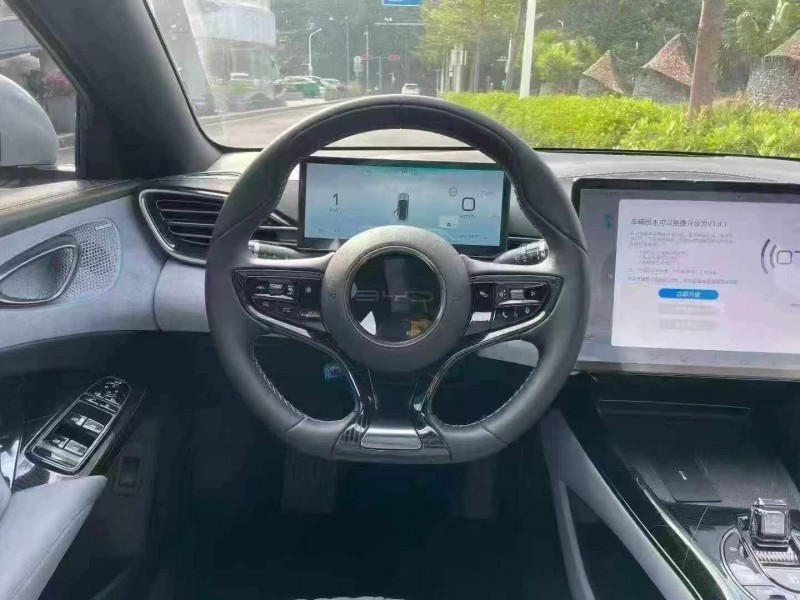 深圳23年比亚迪海豹8
