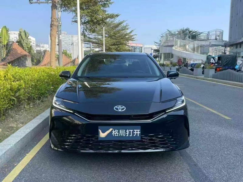 深圳25年丰田凯美瑞1