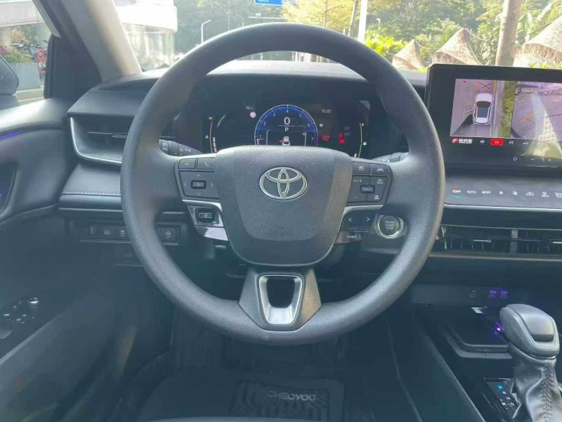 深圳25年丰田凯美瑞7