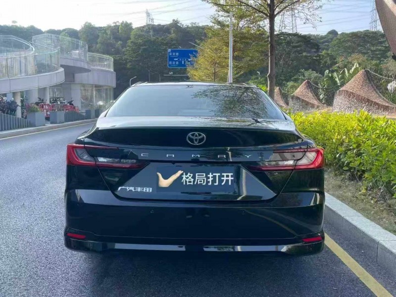 深圳25年丰田凯美瑞9