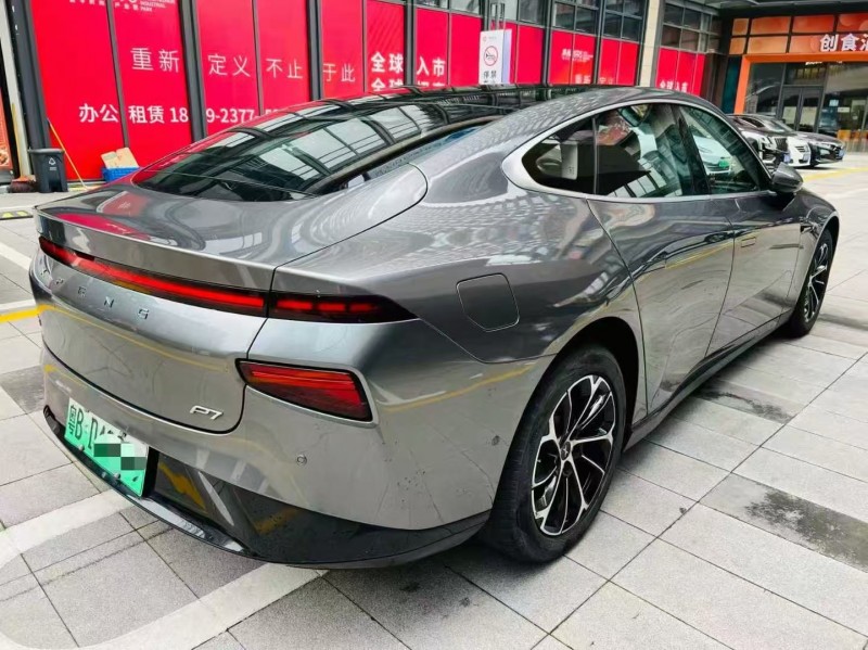 深圳21年小鹏汽车p77