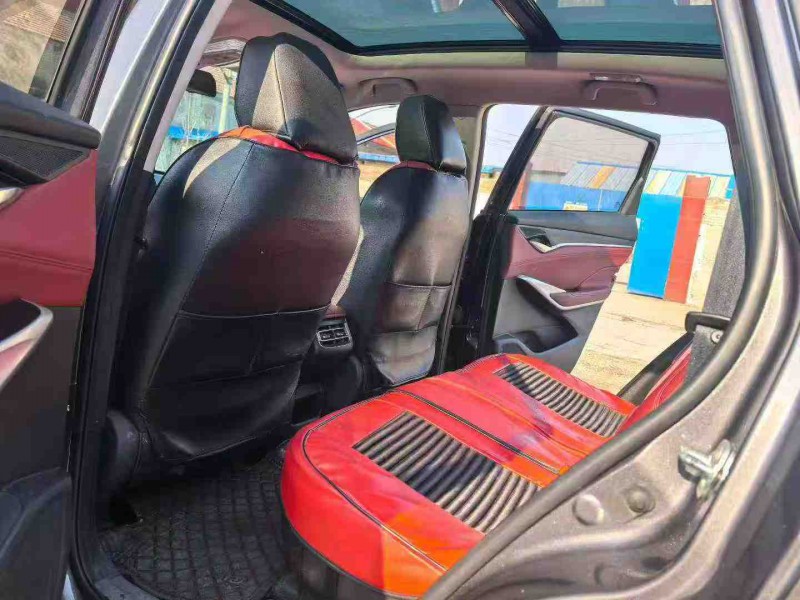 郑州20年长安汽车CS757