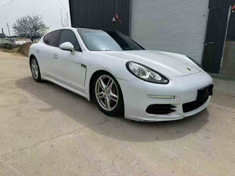 徐州15年保时捷帕拉梅拉2