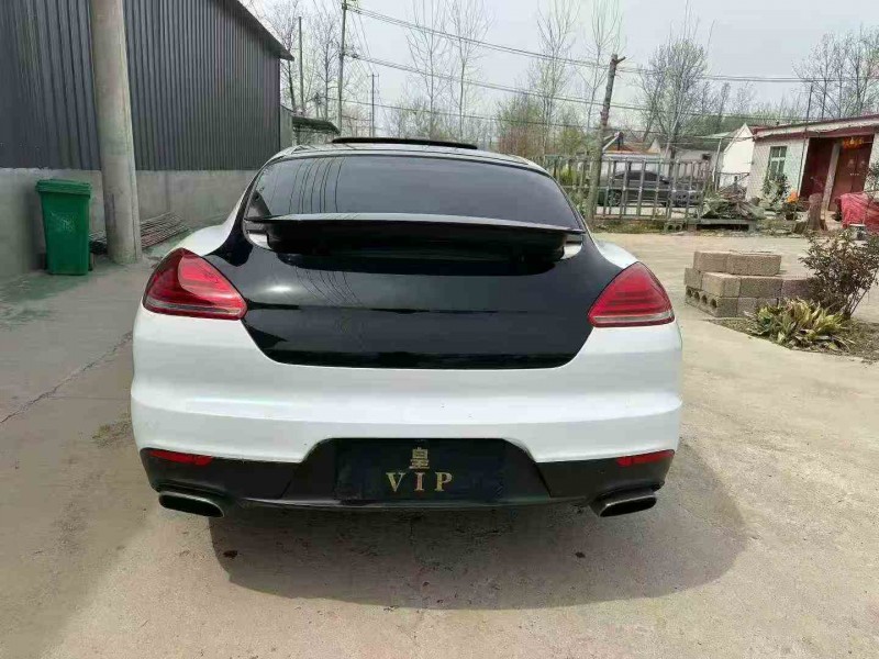 徐州15年保时捷帕拉梅拉9