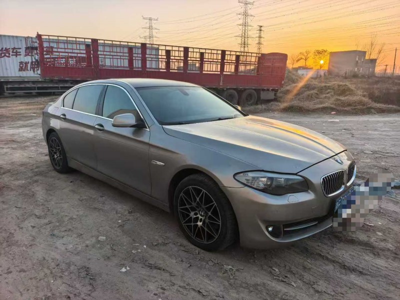 郑州12年宝马5系4