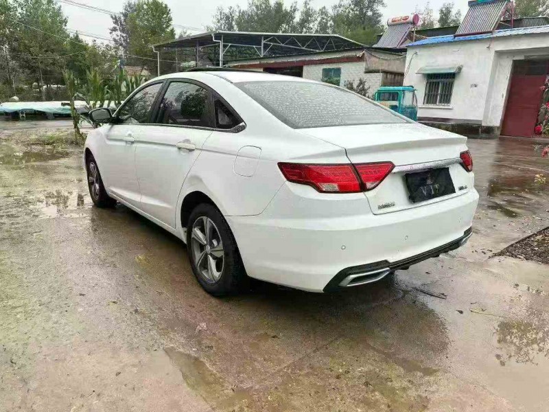 徐州18年吉利帝豪8