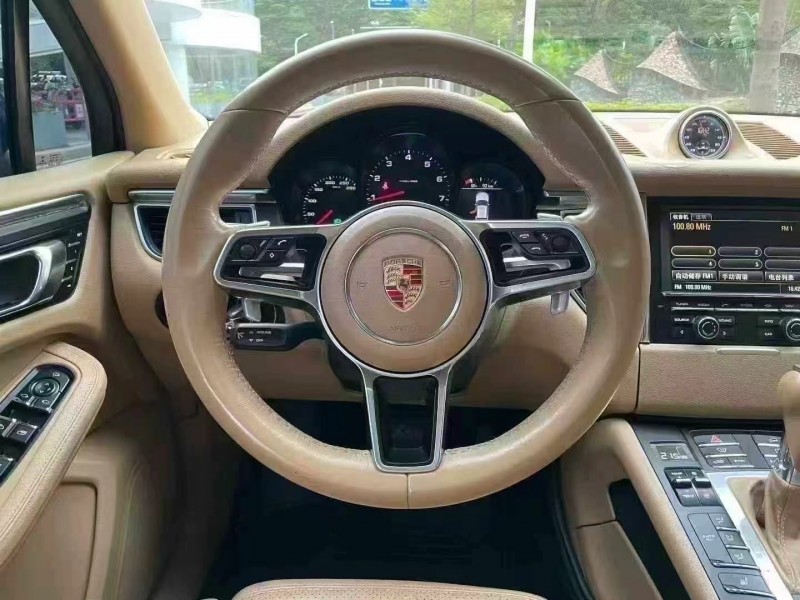 深圳15年保时捷Macan8