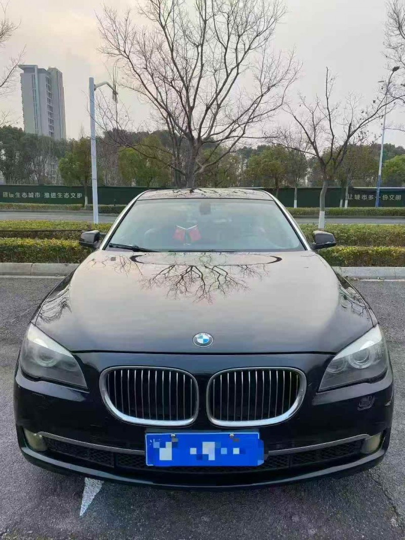 淮安11年宝马7系1