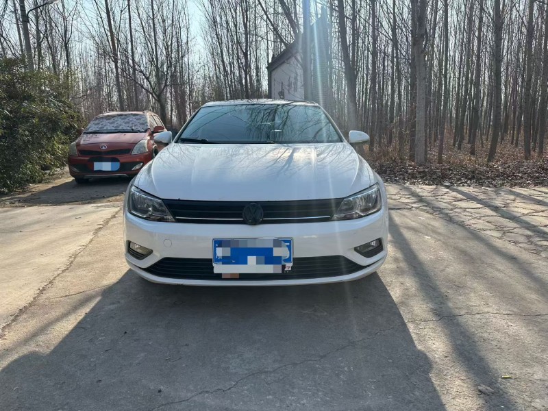 济宁16年大众凌渡1