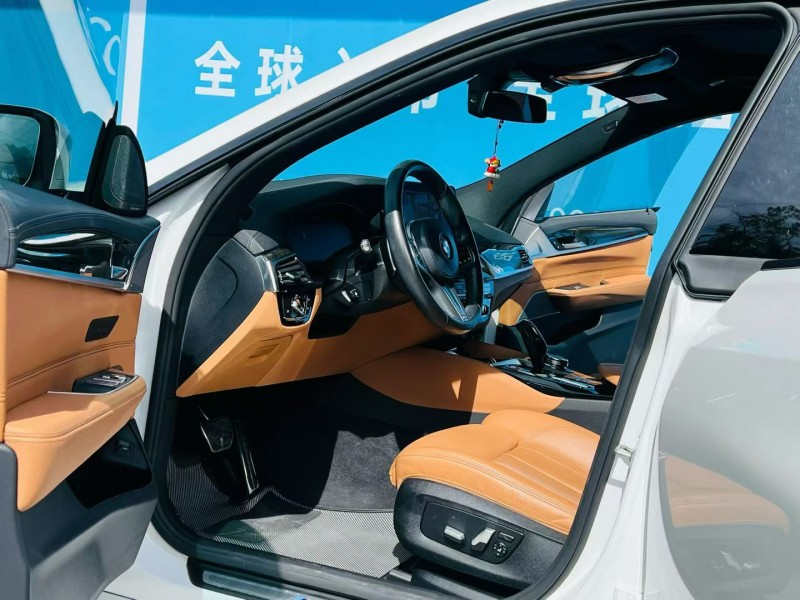 深圳23年宝马6系5