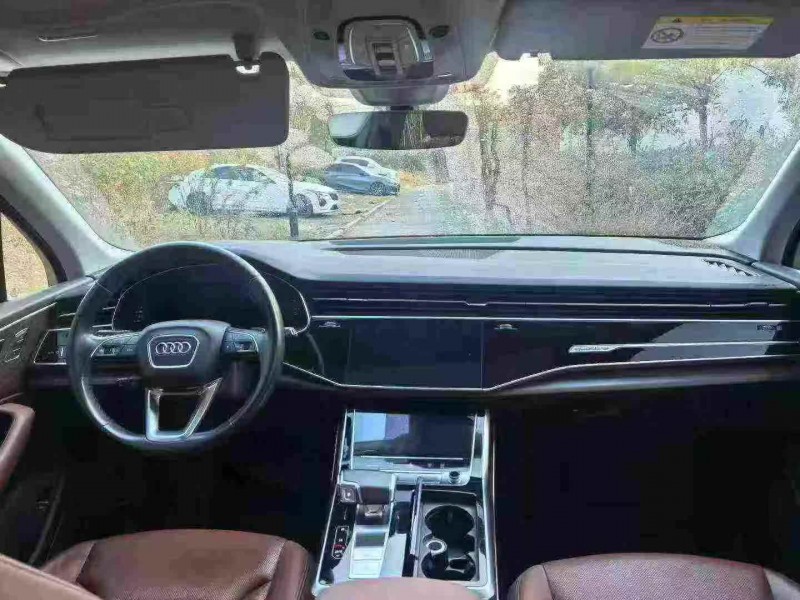 十堰21年奥迪Q77