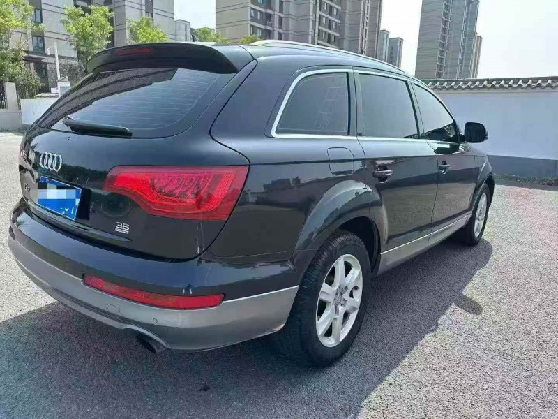 秦皇岛10年奥迪Q77