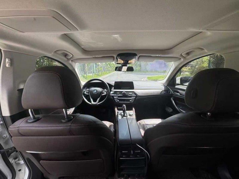 南昌19年宝马5系4