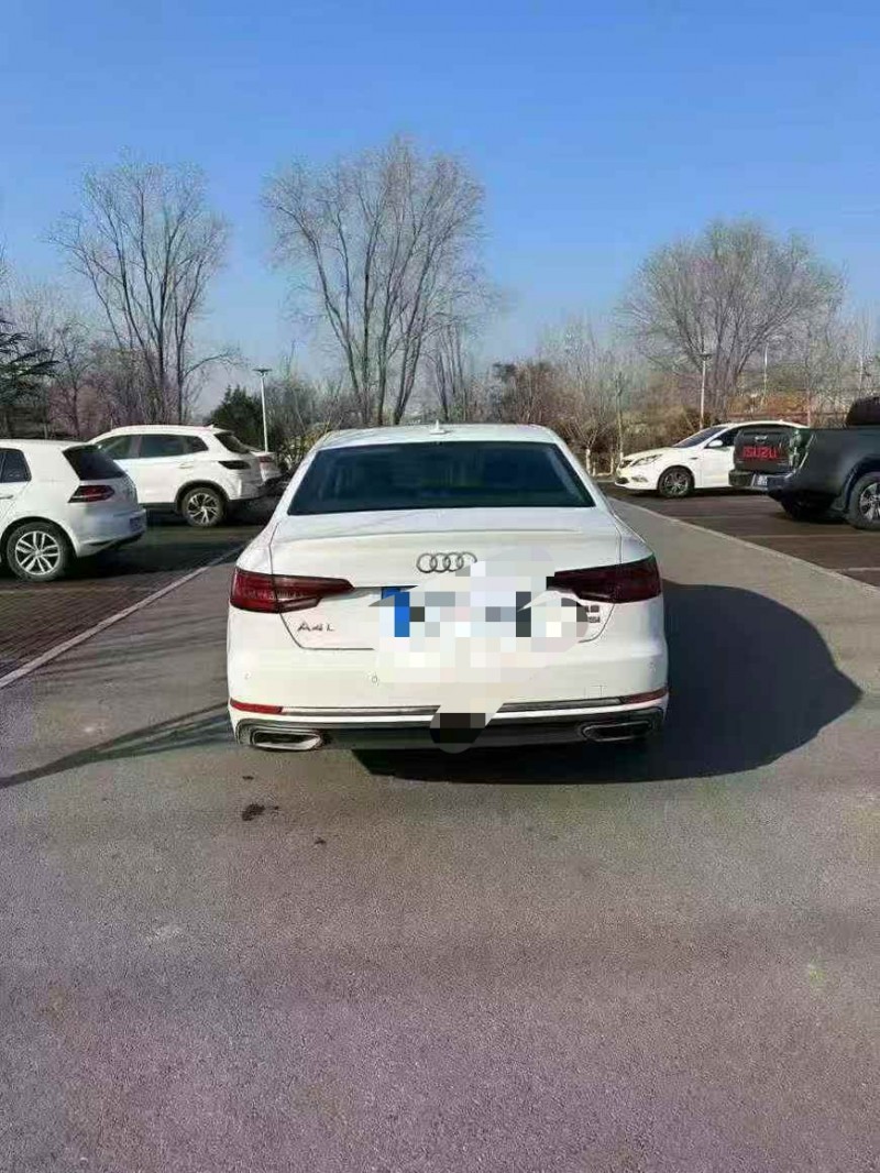 烟台19年奥迪A4L8