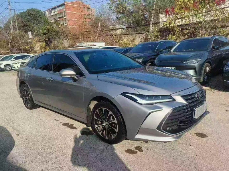 湘潭22年丰田亚洲龙3