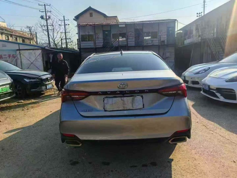 湘潭22年丰田亚洲龙8