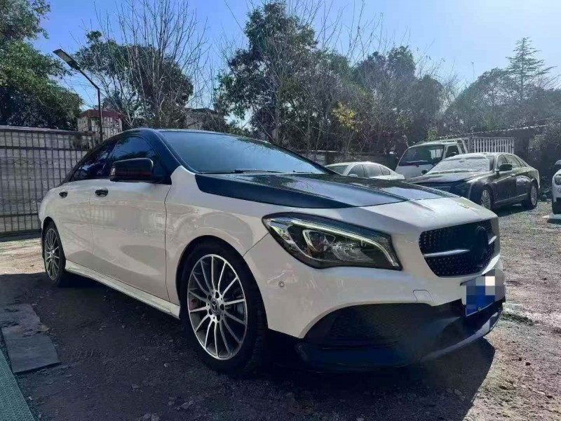 安阳18年奔驰CLA2