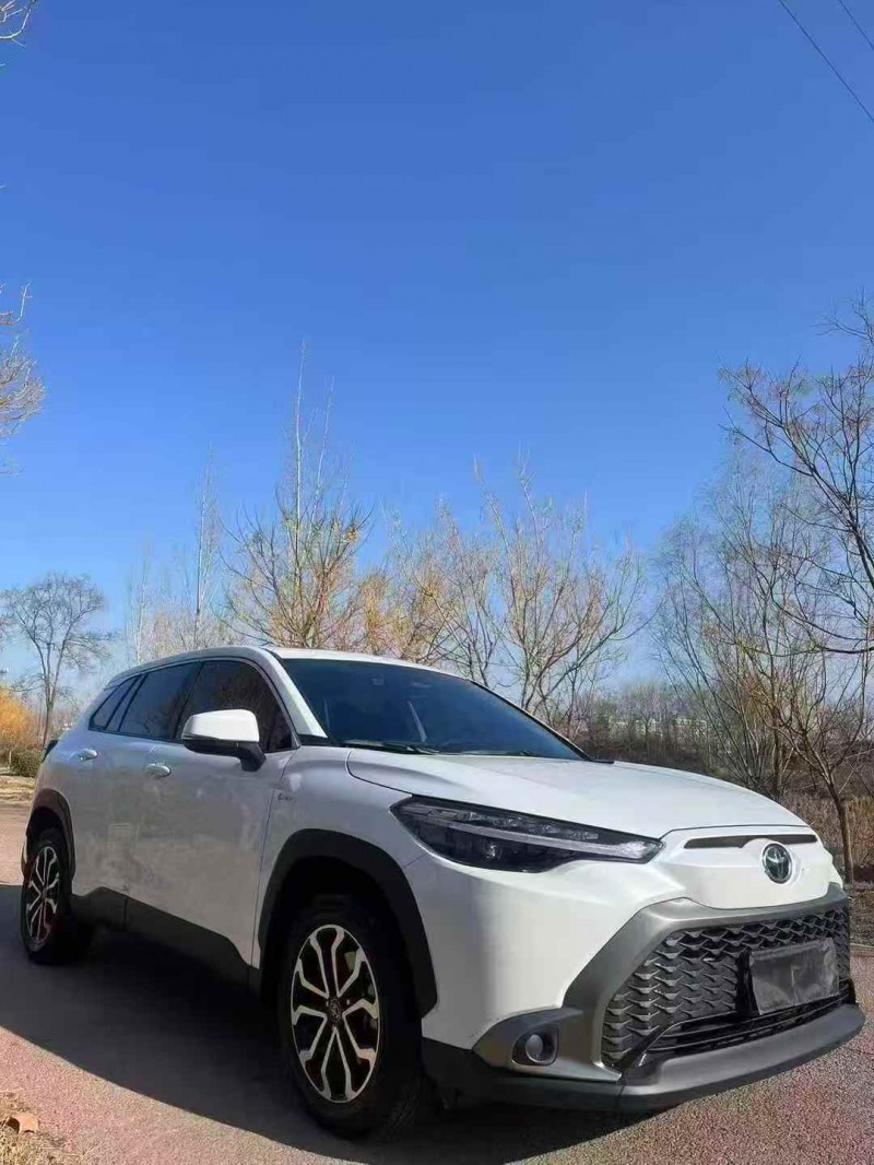 济宁25年丰田锋兰达3