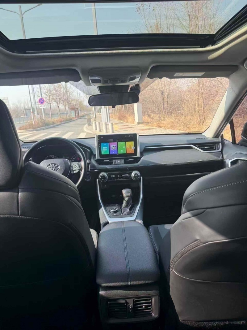 邯郸23年丰田威兰达5