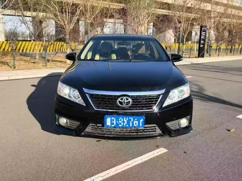 天津13年丰田凯美瑞1