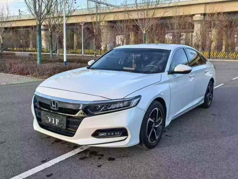 天津21年本田雅阁3