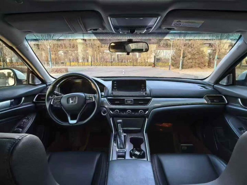 天津21年本田雅阁4