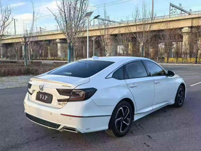 天津21年本田雅阁8