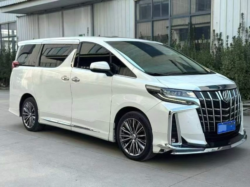 厦门19年丰田埃尔法4