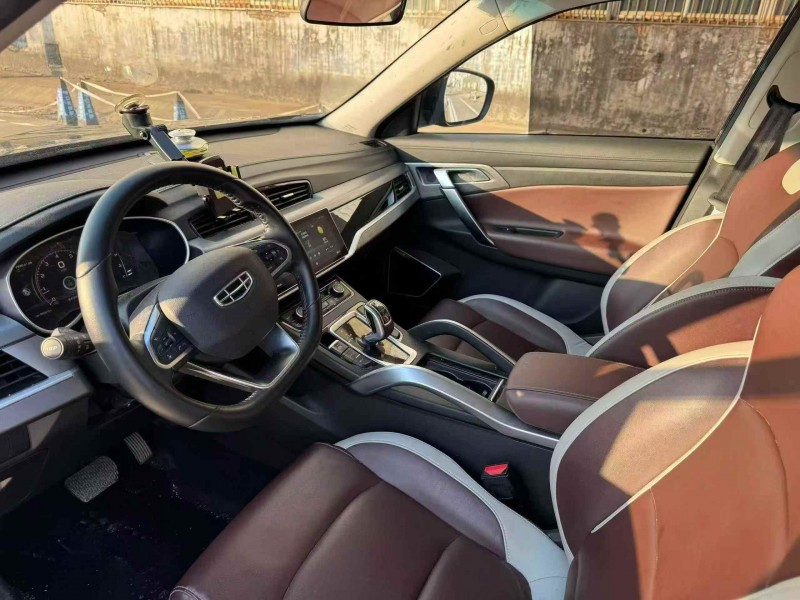 菏泽22年吉利博越4