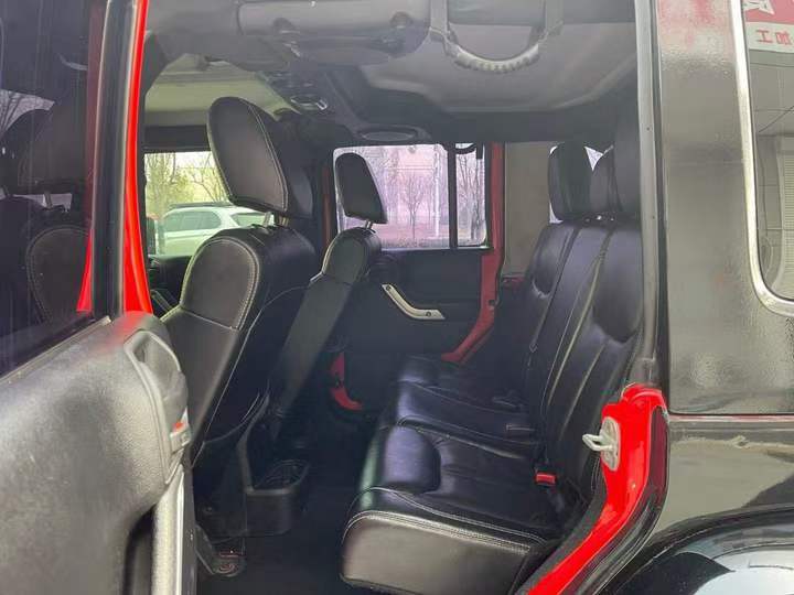 济宁13年Jeep牧马人5