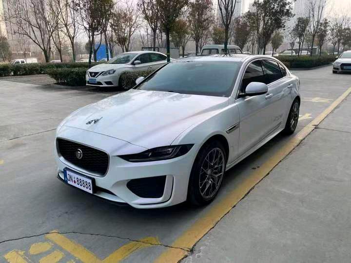 济宁22年捷豹XEL3